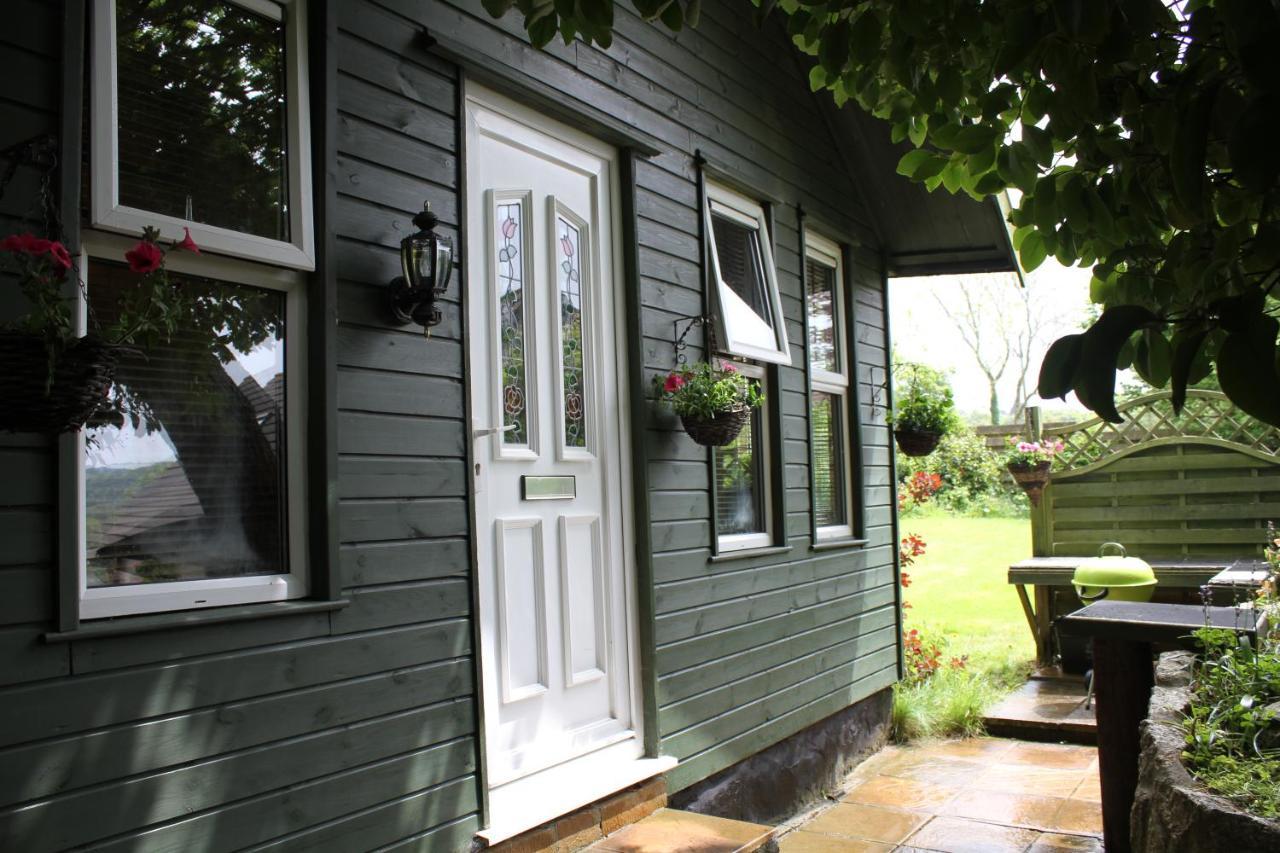 The Old Boathouse Villa Gweek Exterior photo